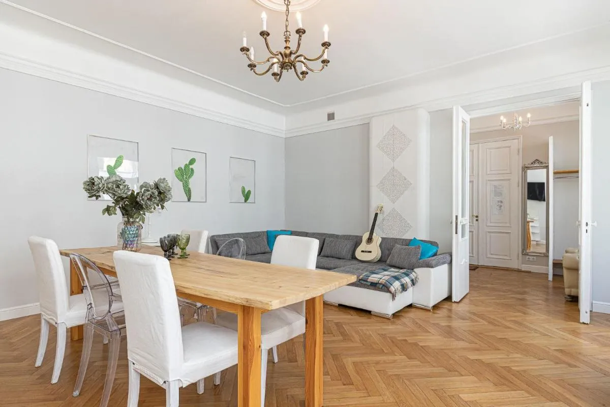 Image 3 of Modern History Apartment