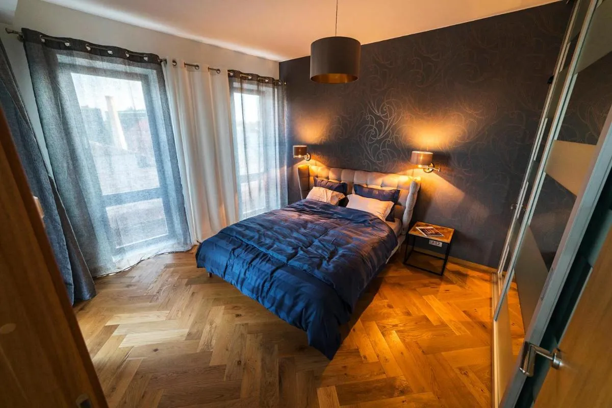 Image 1 of Modern Luxury Apartment in City Centre