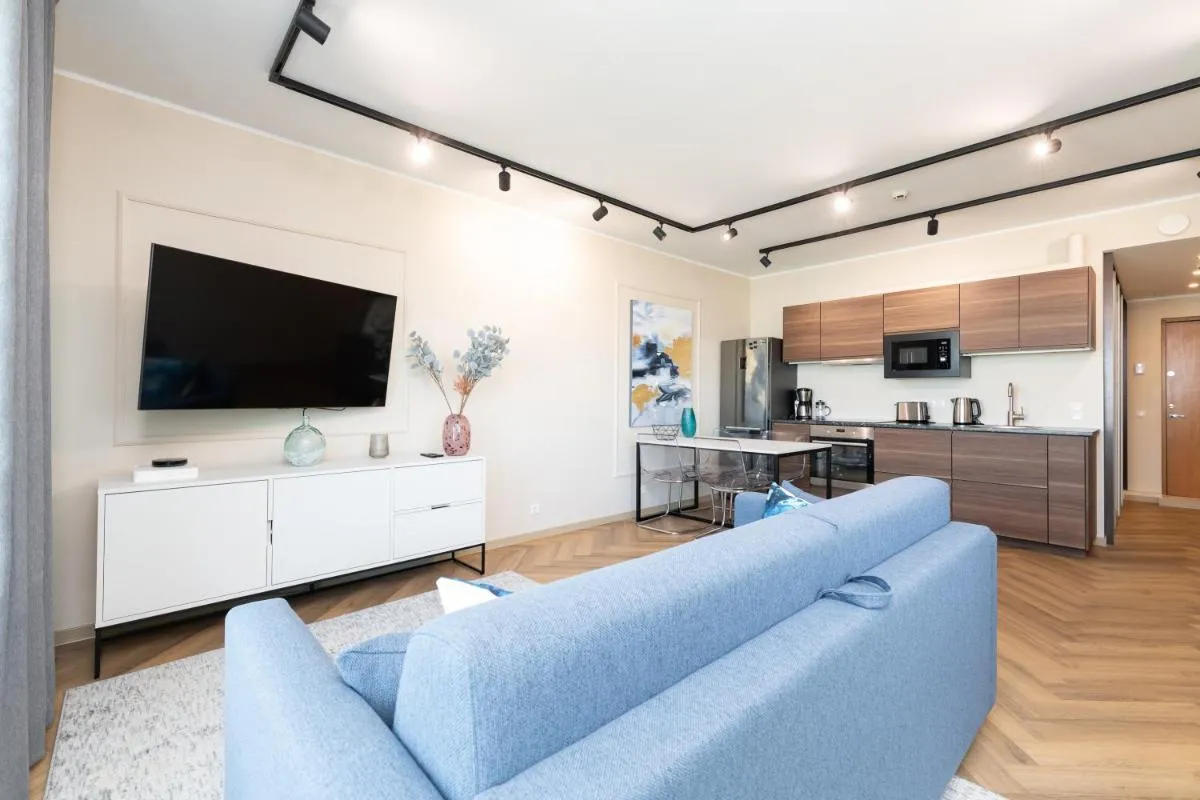 Image 3 of New Chic 2-bed at Viru by CentralApartments