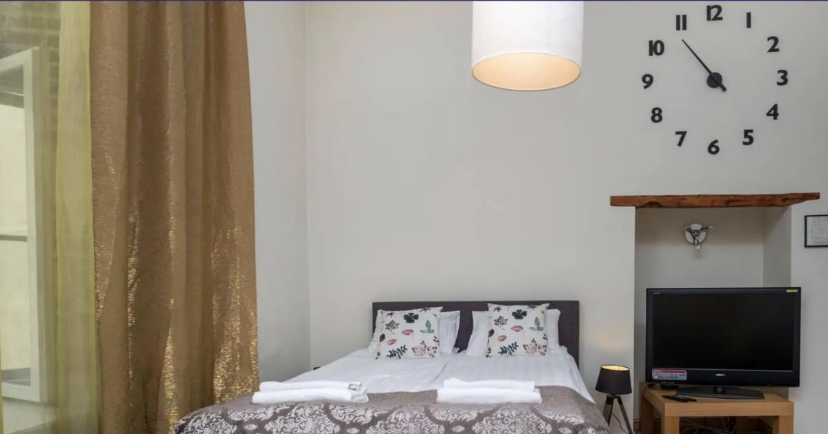 Image 5 of Spacious Studio Apartment in the heart of Old Town