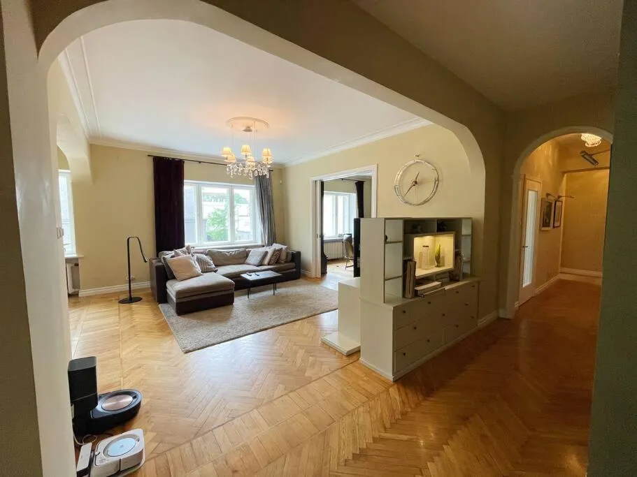 Image 1 of Spacious apartment in city center