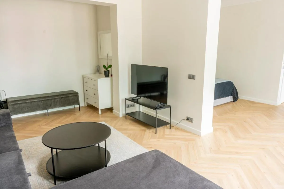 Image 4 of Stylish apartment in the heart of Tallinn, free parking