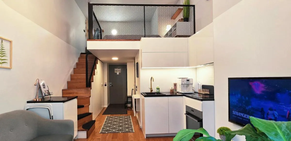 Image 6 of Stylish historic loft – your comfy Old Town stop!