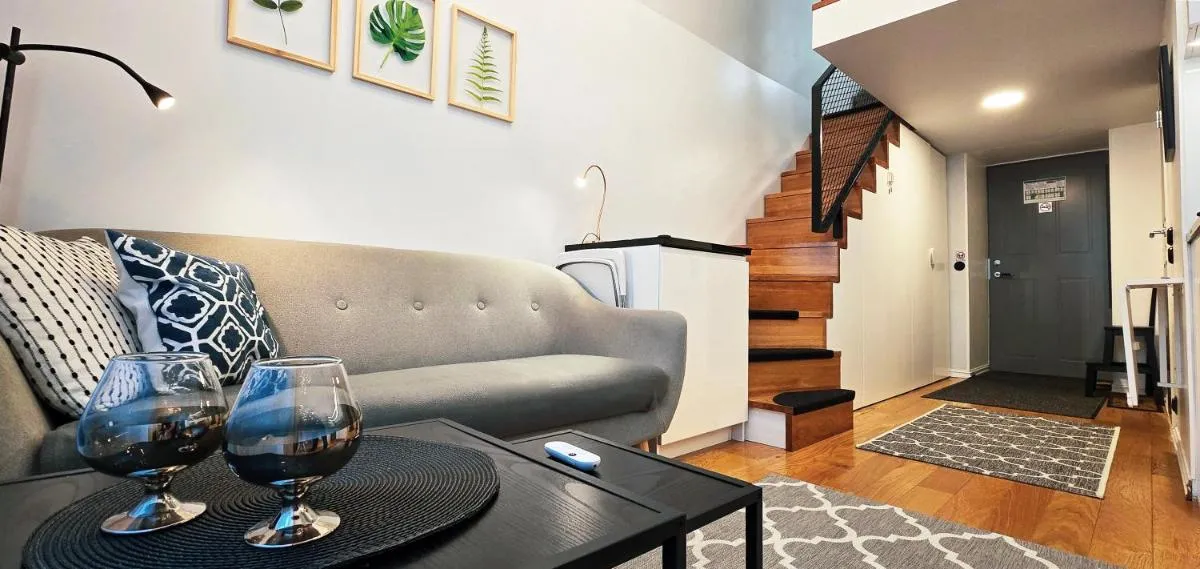 Image 5 of Stylish historic loft – your comfy Old Town stop!