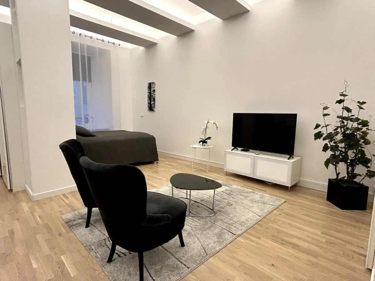 Image 4 of Stylish studio with sauna in Old Town