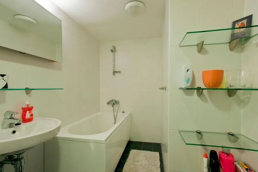 Image 2 of Tatari Apartment
