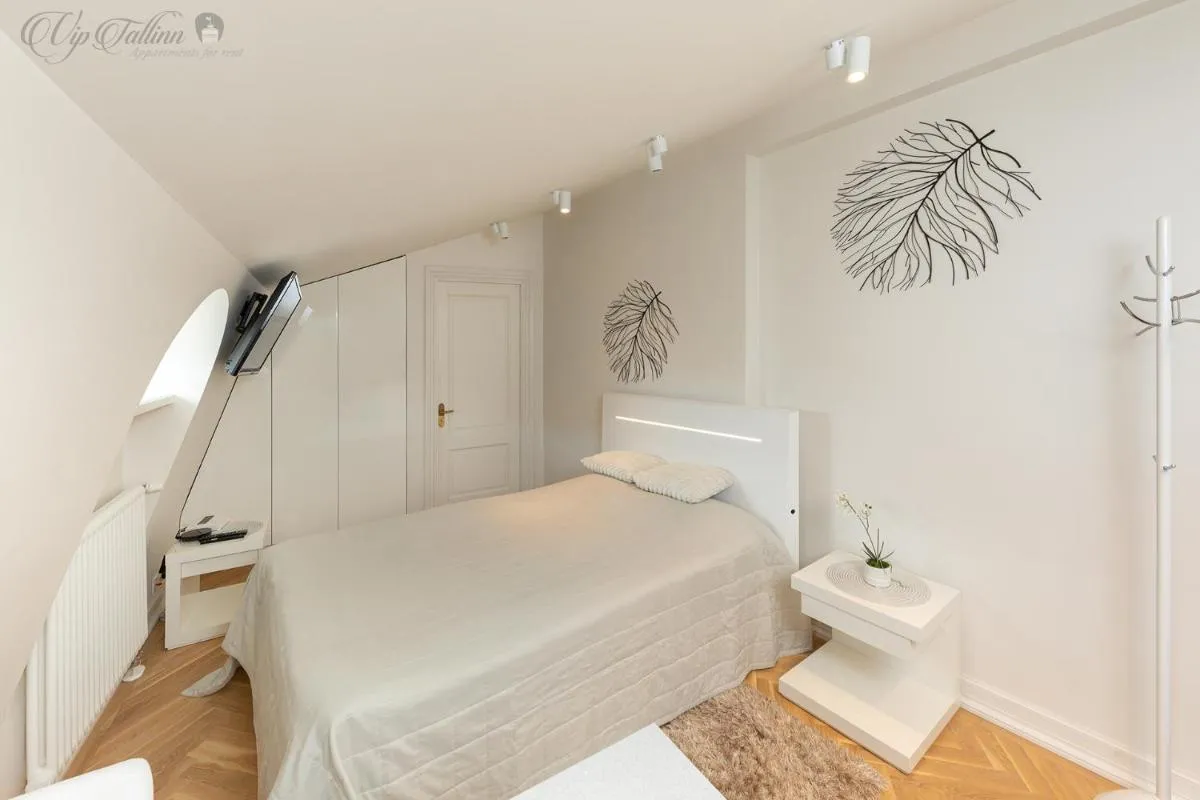 Image 2 of Vip Old Town Apartments