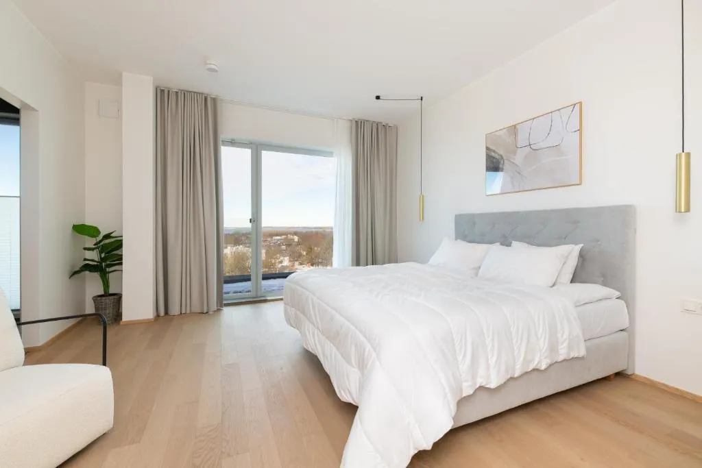 Image of 4bdr Modern and Stylish Apartment near Kadriorg with Free Parking