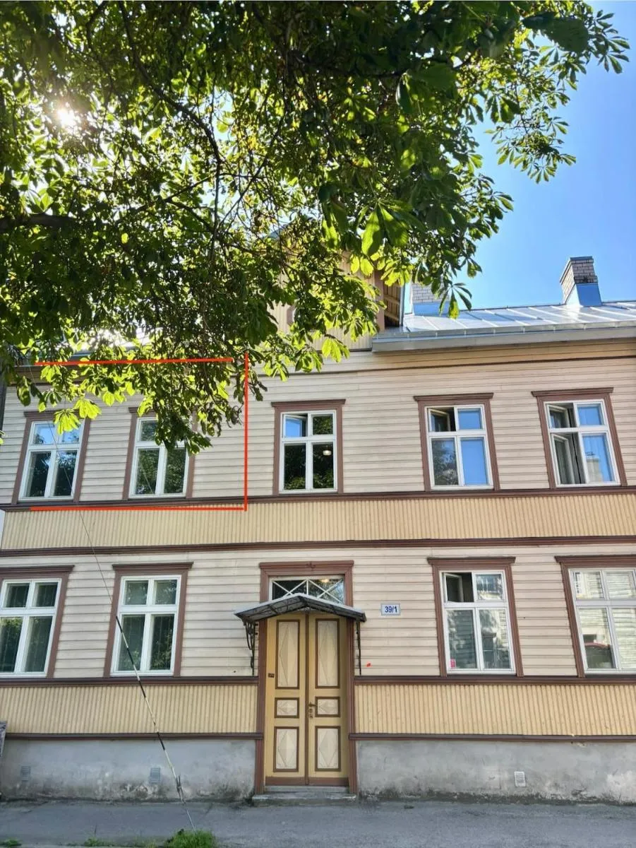 Image 4 of Bright & quiet apartment near city centre