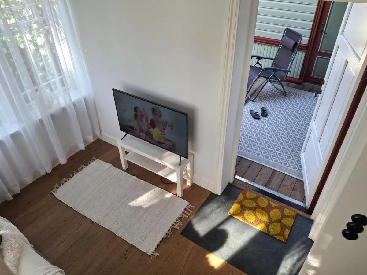 Image 3 of Charming Flat in a Historic Nõmme Villa