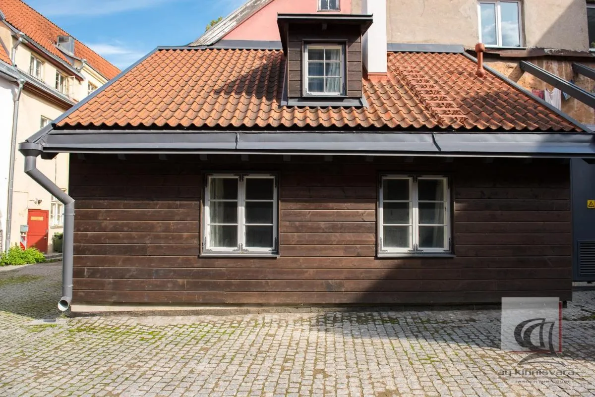 Image 1 of Cozy 3 story house in Old Town