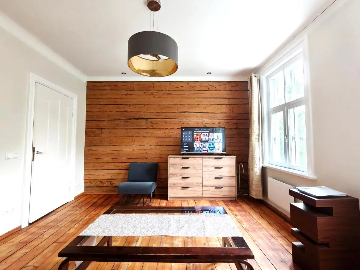 Image 4 of Cozy Private Apartment in Lovely Kadriorg