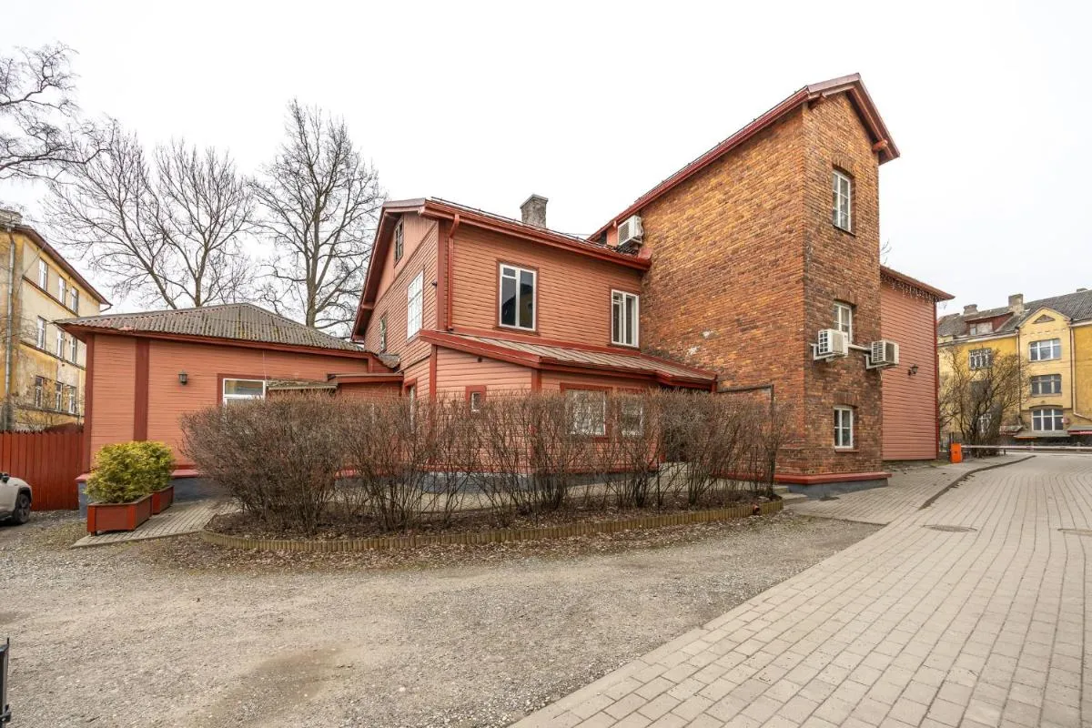 Image 5 of Cozy apartment with free parking in the city centre