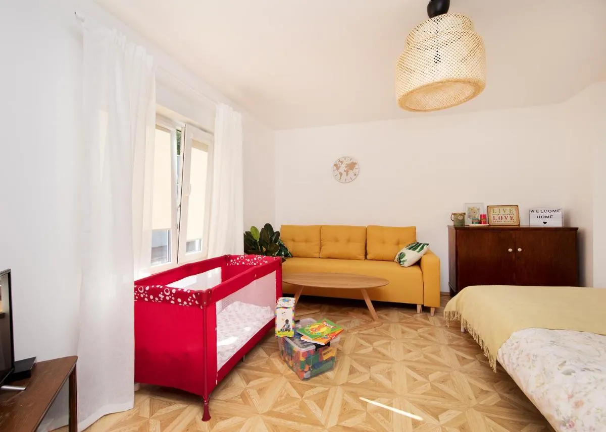 Image 6 of Cute apartment, next to old town, with free parking