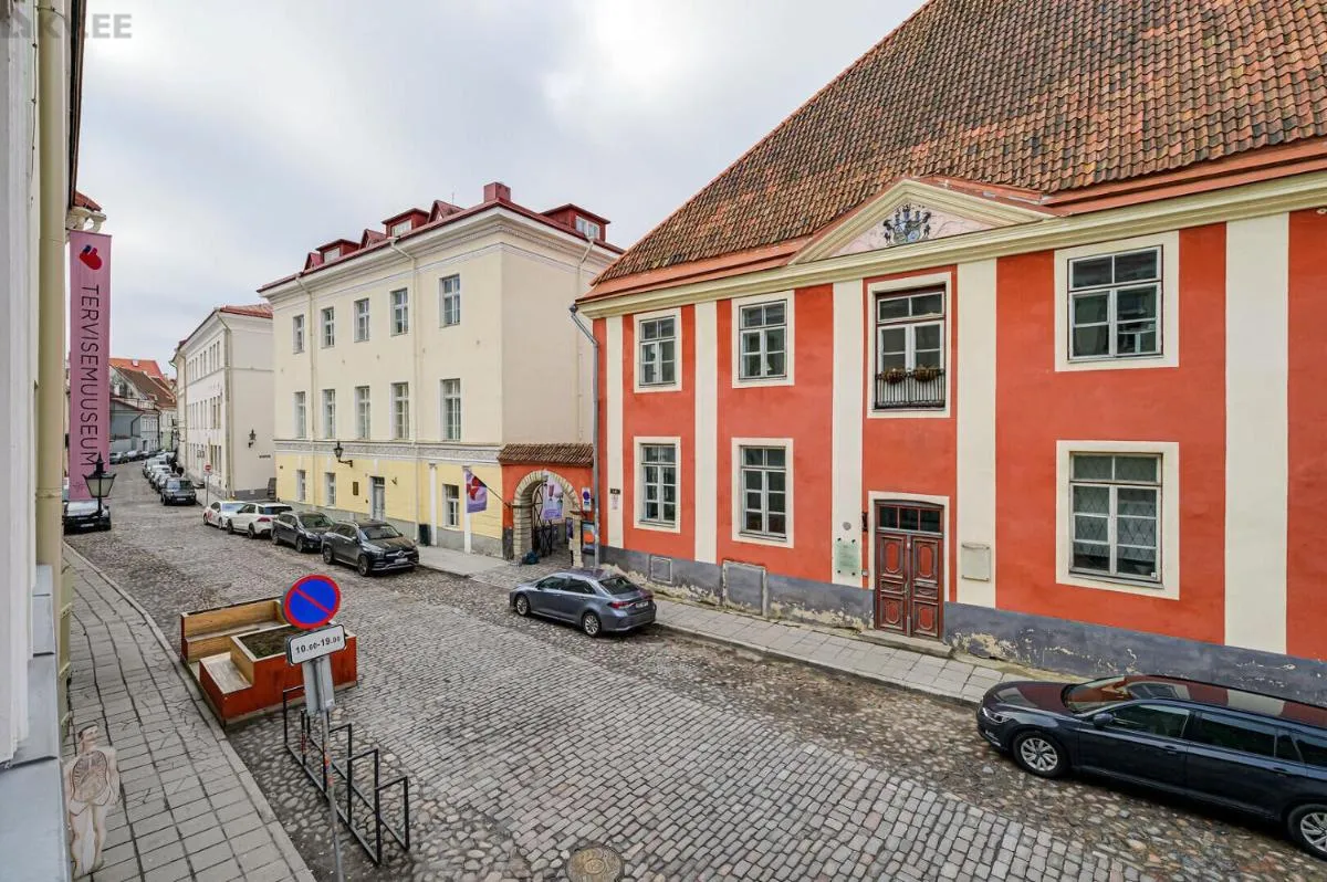 Image 5 of DICTUMFACTUM Noble Old Town