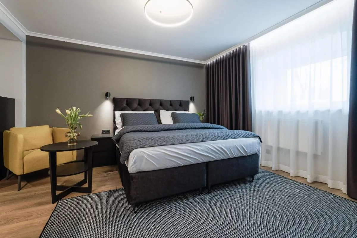 Image 1 of Elegant 28m2 Studio Flat 3min Walk from Old Town