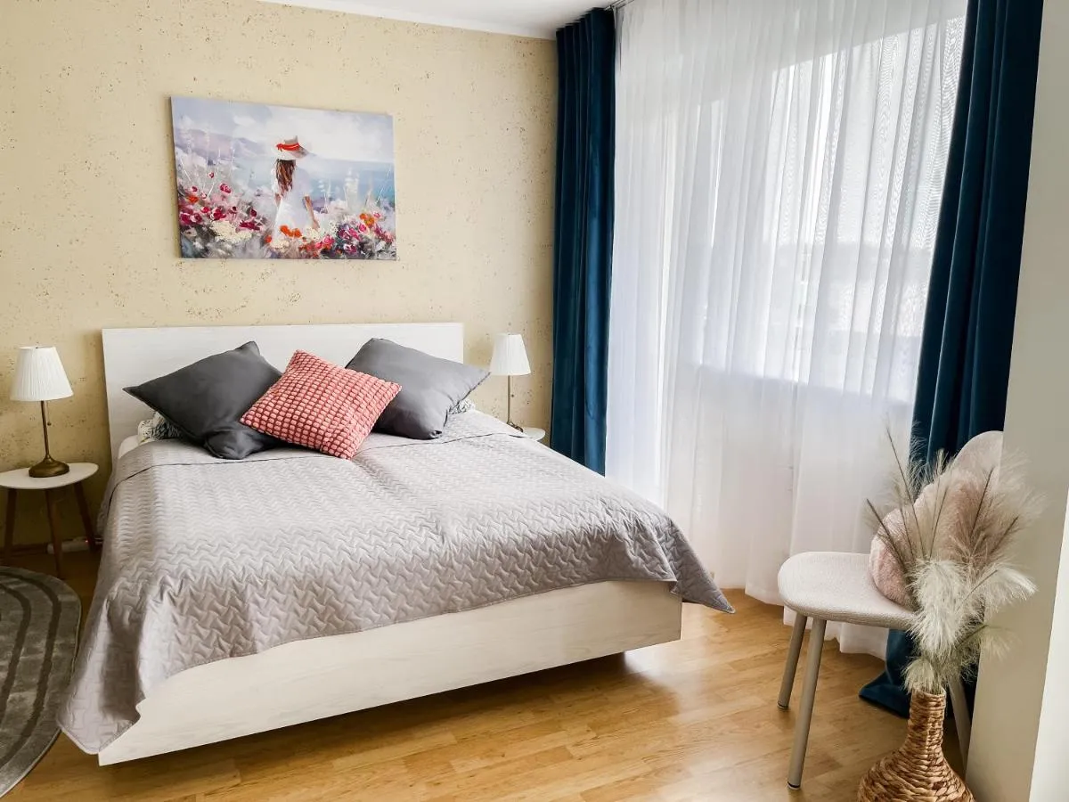 Image 6 of Jane’s Apartment