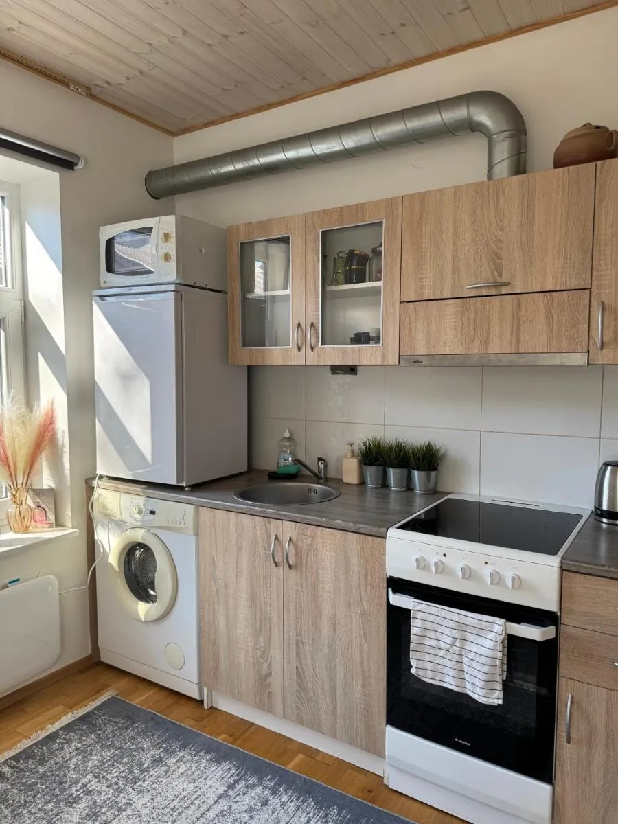 Image 3 of Laura comfy city studio Kappeli 8-2 apartment 29 near Tallinn airport next to the bus station