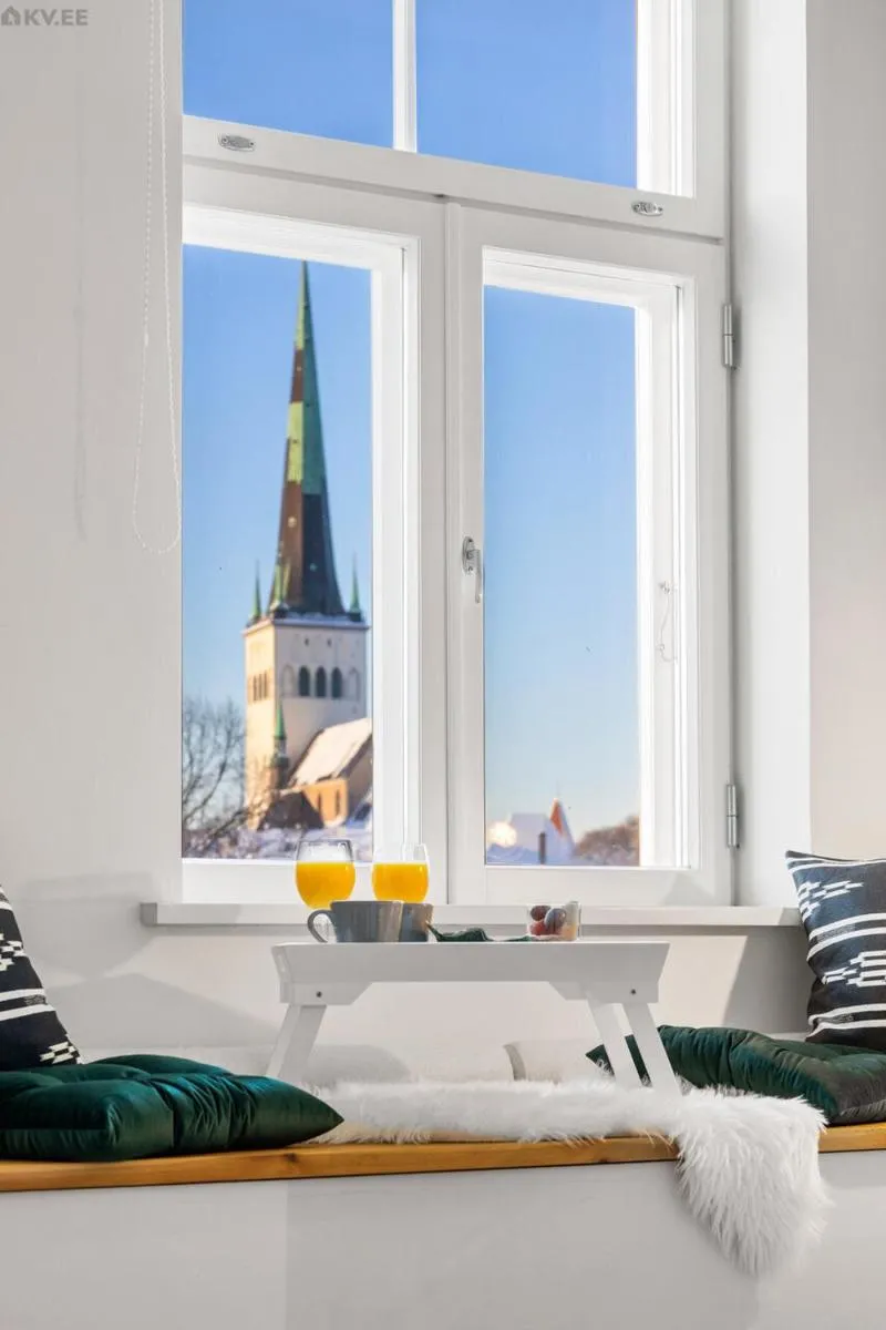 Image 4 of Old town view apartment
