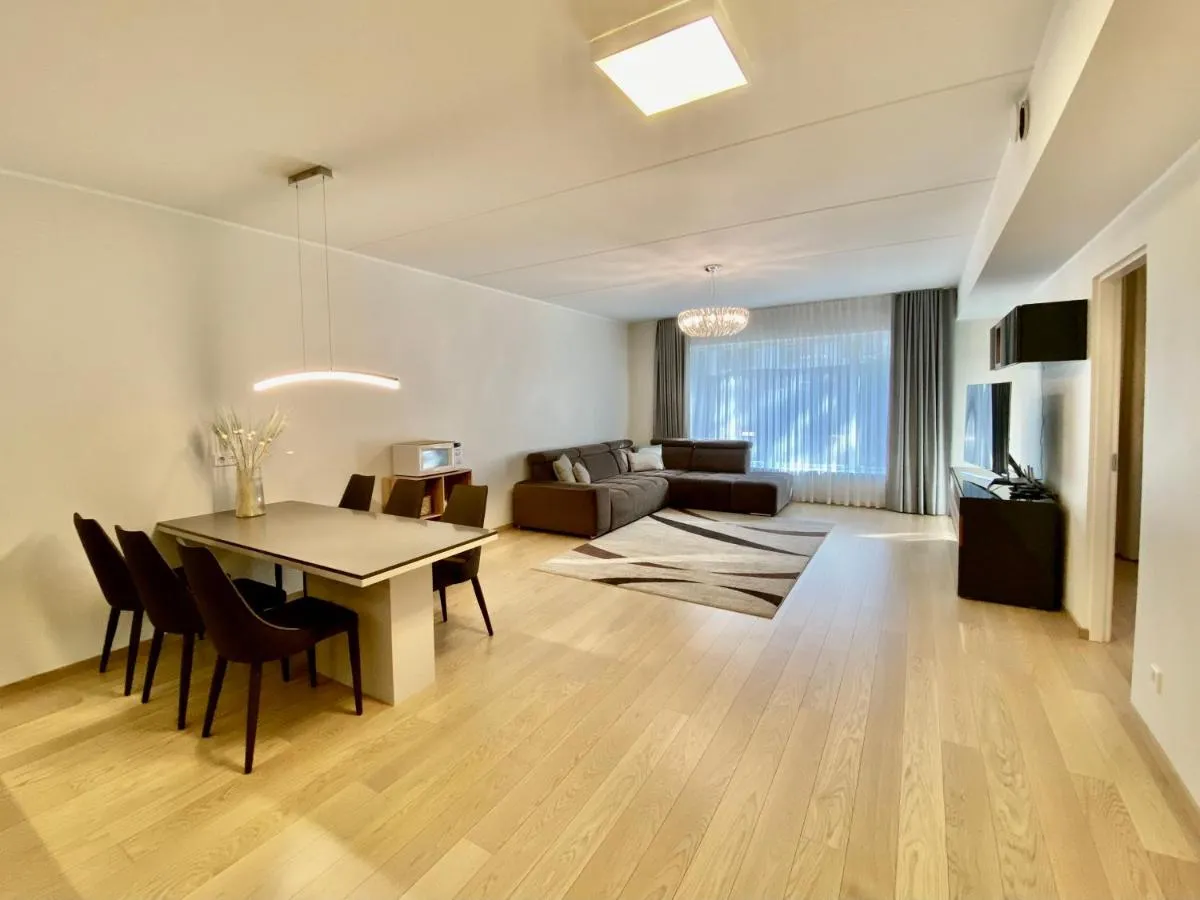 Image 4 of Prime Haven Near Sea & Park, Free Parking, Terrace