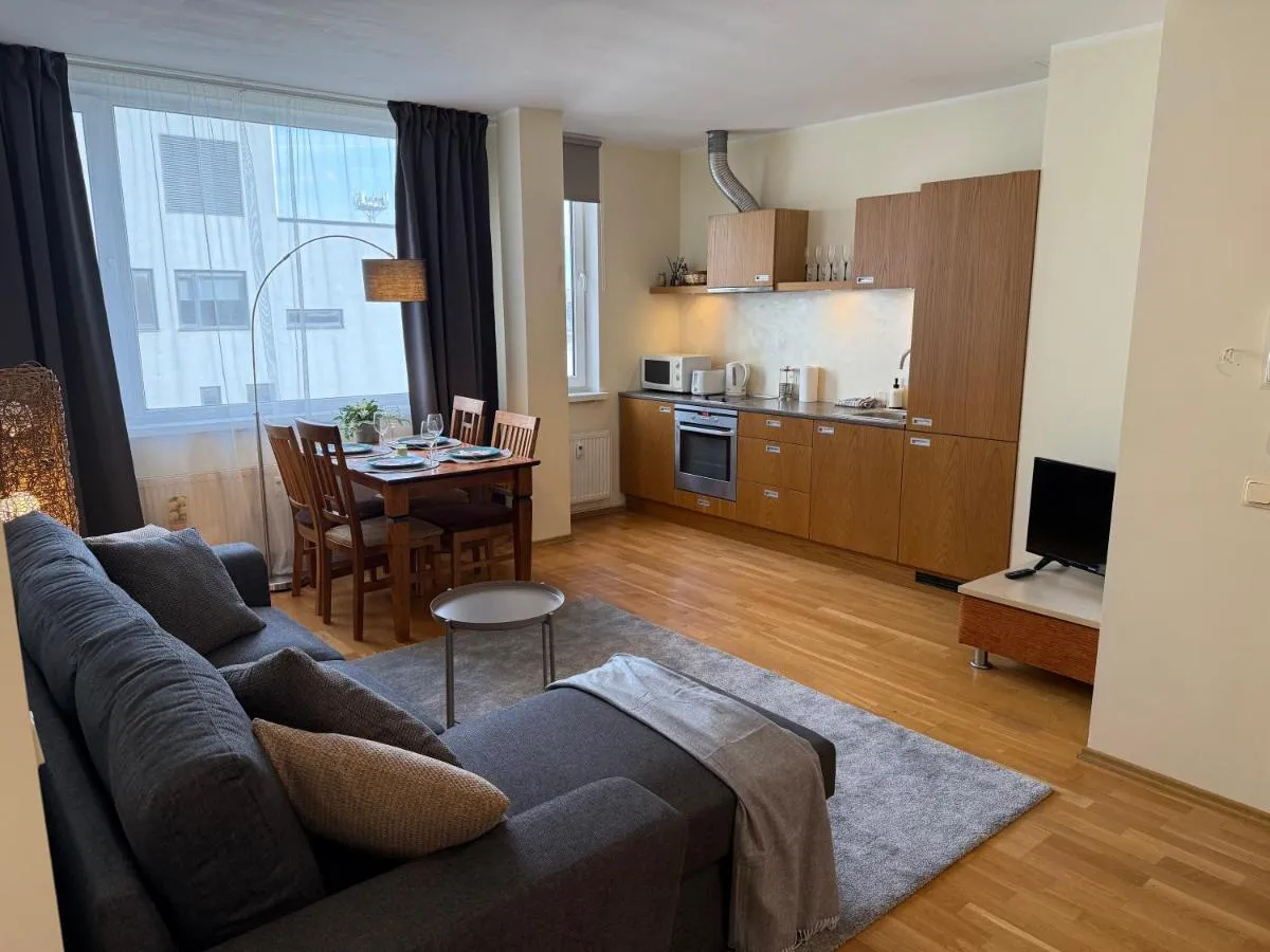 Image 3 of Quiet apartment near the harbor