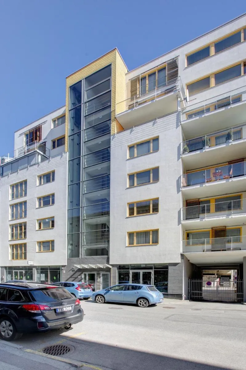 Image 5 of Solar Apartments – Liberty Square