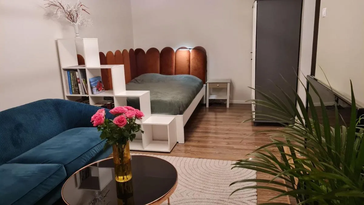 Image 6 of Stylish Studio with Panoramic Views