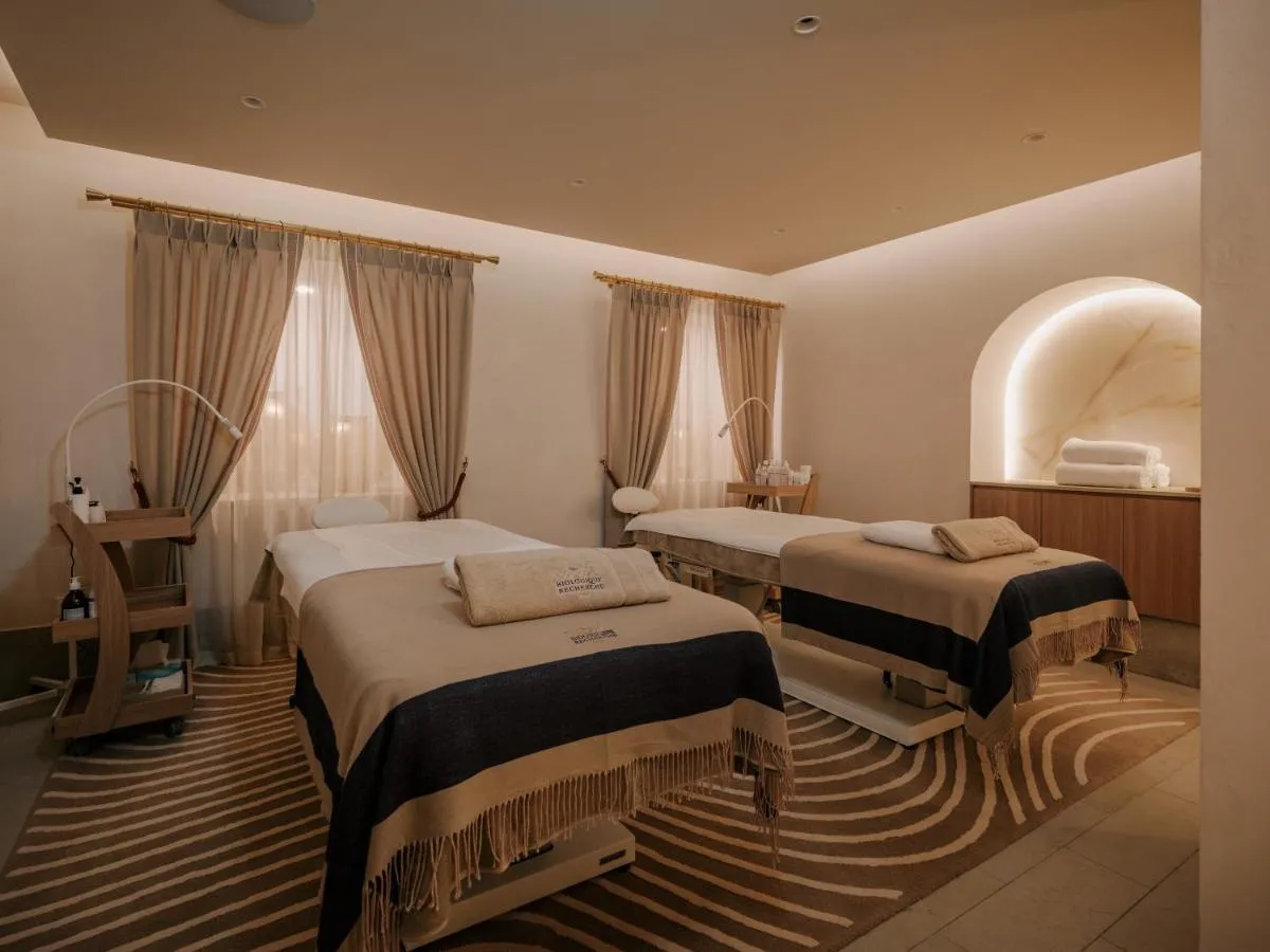 Image 1 of The Burman Hotel