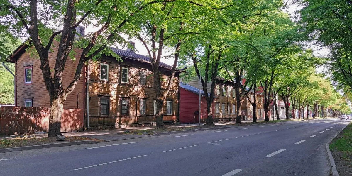 Image 2 of Veerenni studio, modern & central.