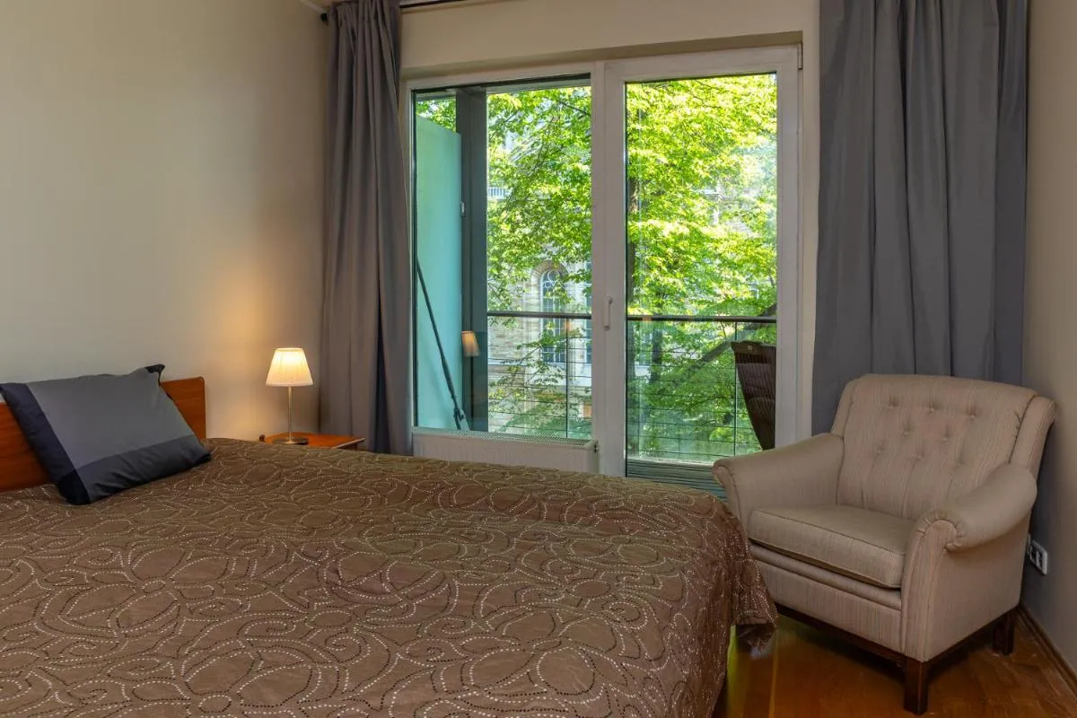 Image 1 of Your Dream Flat in the City Centre + Free Parking